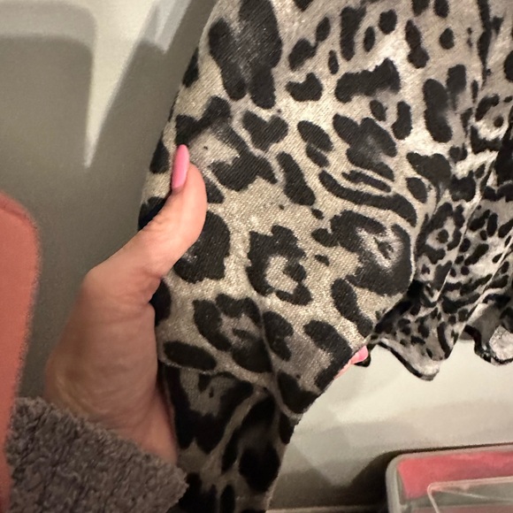 Fortune+Ivy Light Leopard Sweater L - Picture 4 of 4
